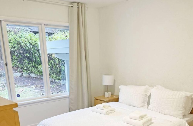 Bright Renovated Spacious 3 Bedroom House