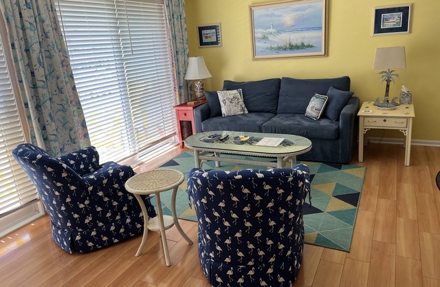 Bright, sunny, beautifully decorated one-bedroom condo overlooking the pool.