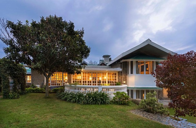 Brij Anayra Dharamshala - A Himalayan Luxury Retreat
