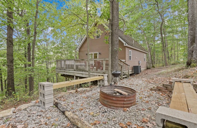 Brown Manor (Hocking Hills Area)