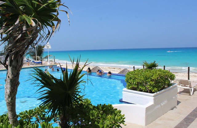 Bsea Cancun Plaza Hotel
