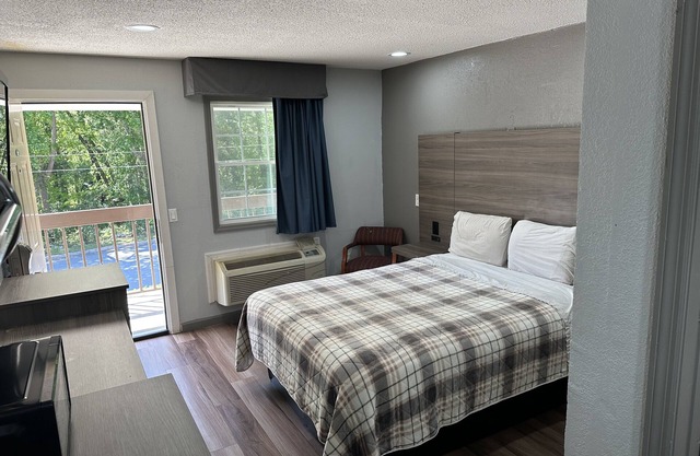 Budget Inn Express