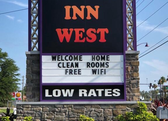 Budget Inn West