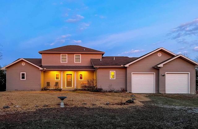 Bull Shoals Retreat w/Panoramic River Views!