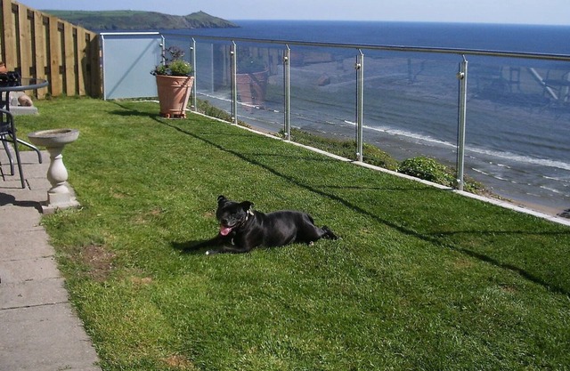 Bungalow With Spectacular Sea Views, Surrounded By A Garden With Seating Areas