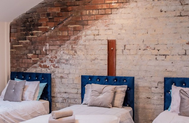 BV Conditioning House Royal Comfy Suite Bradford