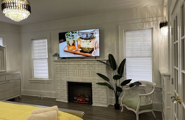 'By the river ' 2 homes 16 guests pool table game room private deck