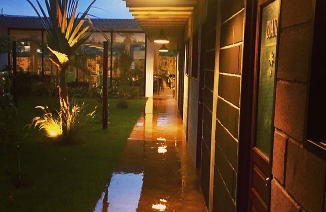 Cálido Cosmos Hotel