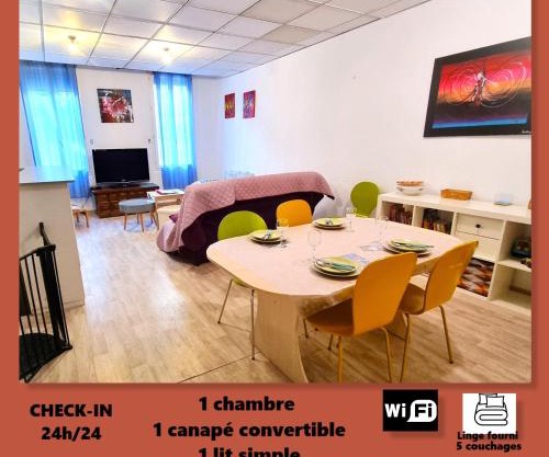 Cœur de ville, T2, rue piétonne, Digne les Bains