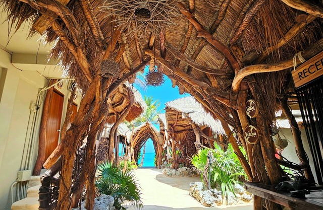 Cabañas Playa Condesa Tulum