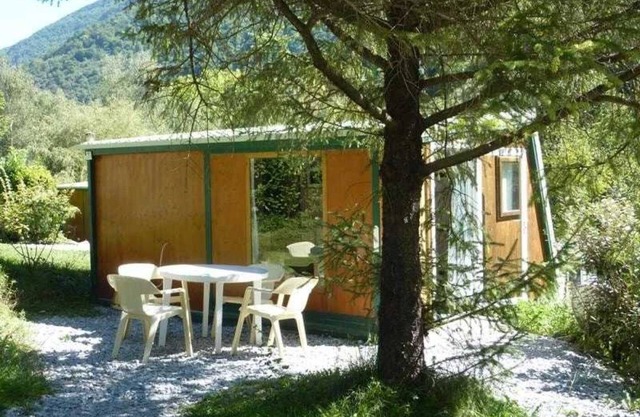 Cabane 3 étoiles - Piscine - ccbaddb