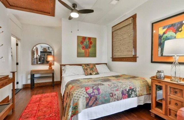 CABBAGETOWN STUDIO B