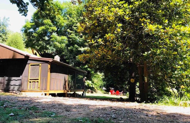 Cabin at the cove at Watauga Lake