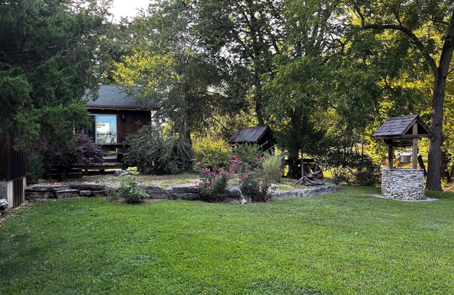 Cabin Creek Ranch/Experience the Country! Silver Dollar City, Branson and more.