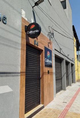 Califórnia Suítes