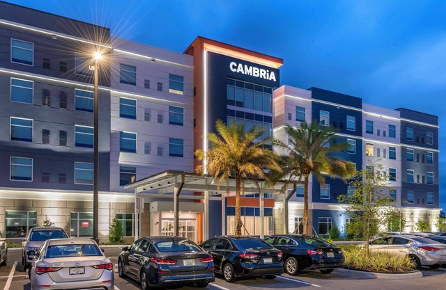 Cambria Hotel Orlando Airport