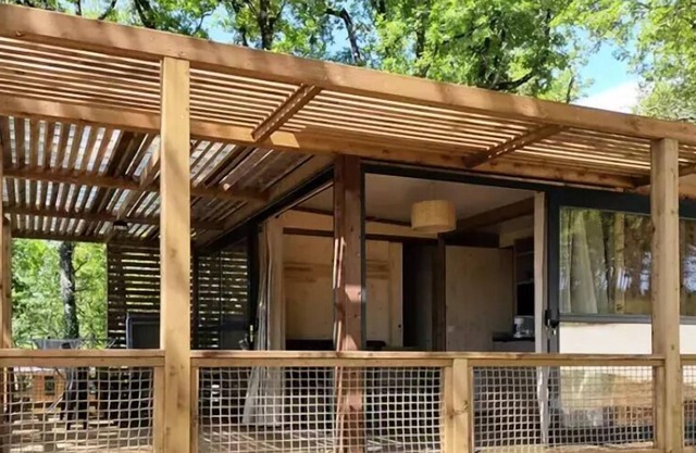 Camping La Truffière*** - Panoramic Nature Chalet 3 Rooms 5 People