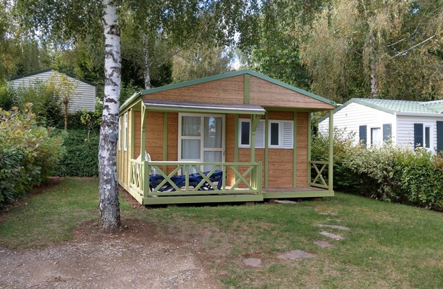 Camping Le Caussanel ****: on the shores of Lake Pareloup