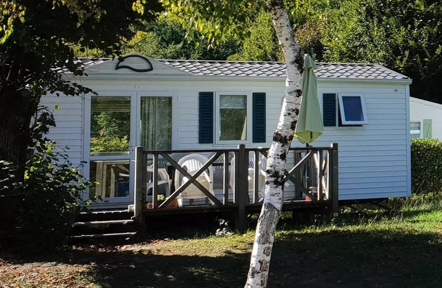 Campsite l'Echo du Malpas* - Comfort mobile home 27m²/2 bedrooms + TV + Uncovered terrace (Riverside) 6 people