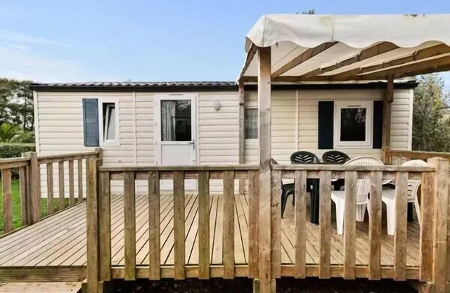 Campsite La Grande Tortue* - Comfort Mobile Home 3 Rooms 4/6 People