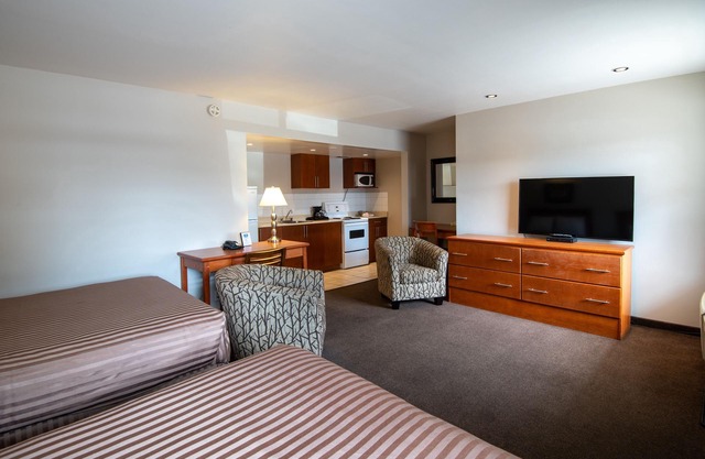 Canadas Best Value Inn Prince George