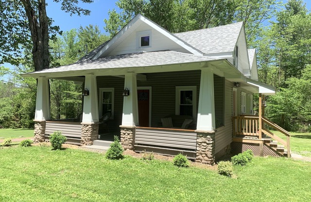 Canadensis Craftsman Getaway in the Poconos