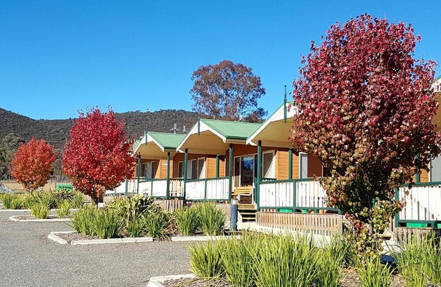 Canberra Carotel Motel