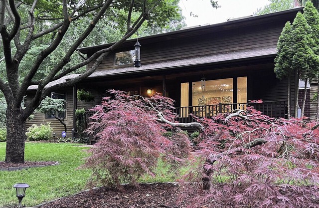 Candlewood Lake House - Private community beach - 90 Min from NYC