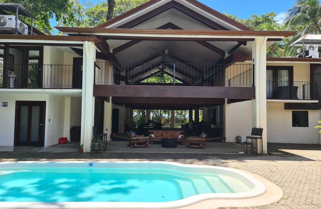 Cano Island Family Room at Hona Beach Hotel