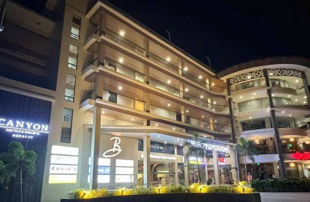 Canyon Hotels & Resorts Boracay