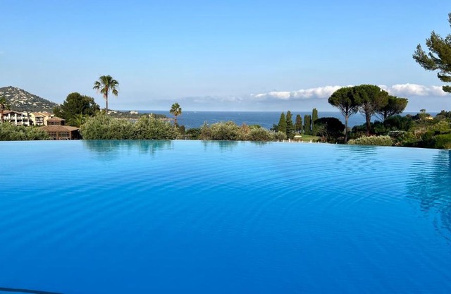 CAP ESTEREL Allée des Fleurs - Appartement CLIMATISE 5 personnes vue mer
