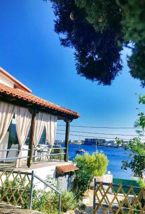 Cap Sounion, Seafront Apartment