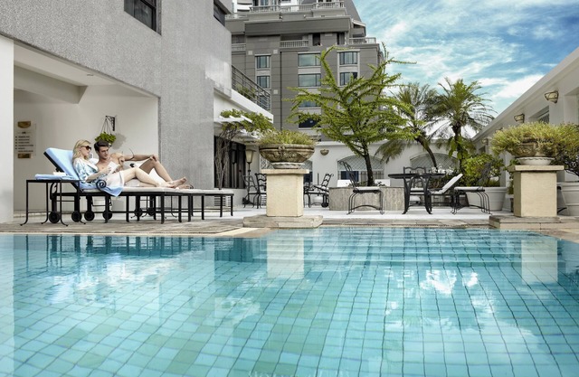 Cape House Langsuan Hotel