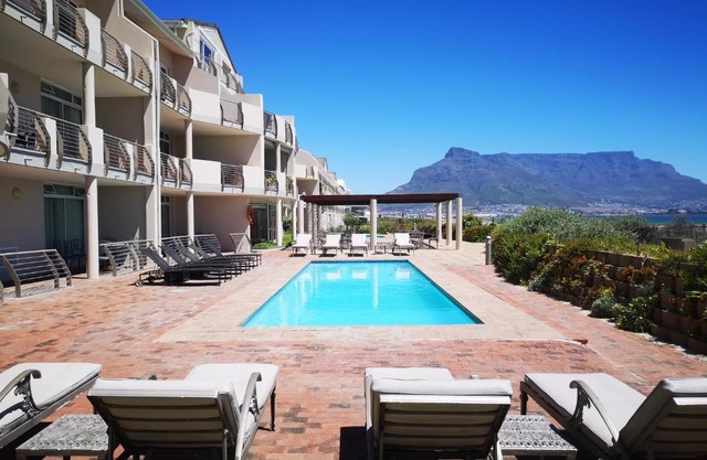 Cape Town Family Beachfront Apartment Leisure Bay