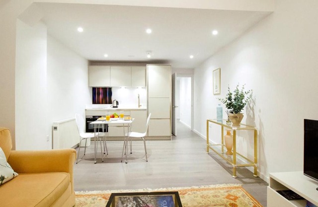 Capitol Apartment