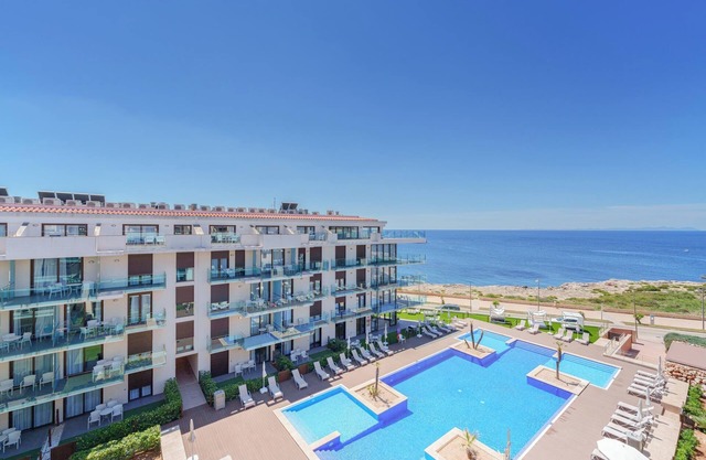 Caprice Skyline Aparthotel