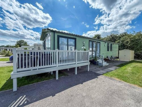 Caravan with decking at Southview Park ref 33059V