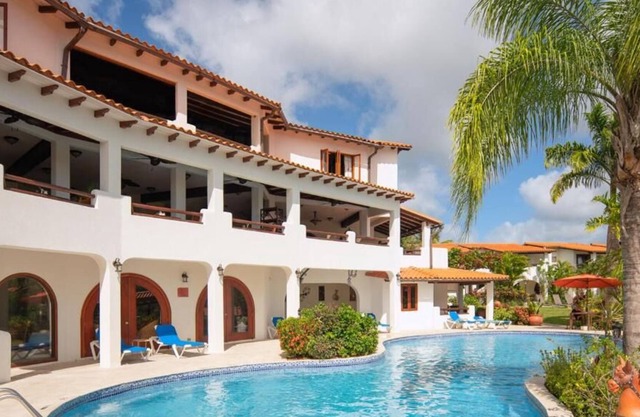 Caribbean Experience! 2 Spacious Units w/ Kitchen! Short Drive to Cove Bay!