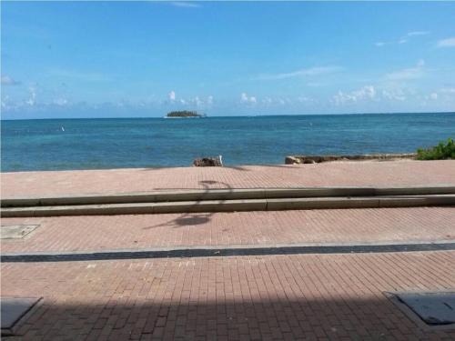 Caribbean Island Hotel piso 1