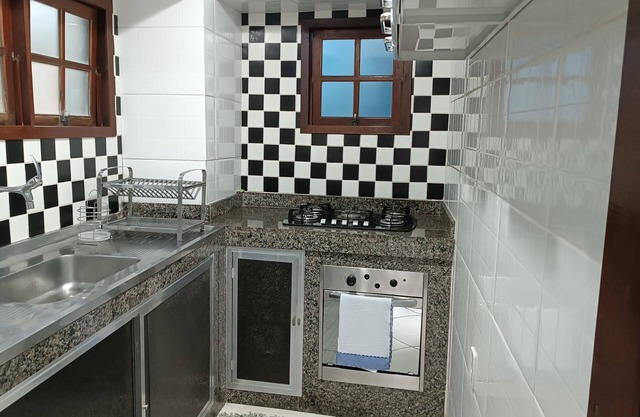 Casa Azul - 6 people, pet friendly, wi-fi, air conditioning, barbecue, 7 minutes from the beach