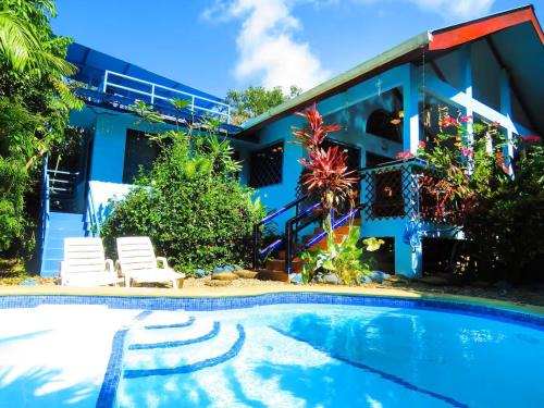Casa Azul with Private Pool - Tropical Oasis - WiFi-AC-Bikes-Surfboards- Walk to point