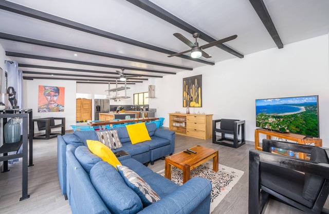 Casa Blanca Tamarindo
