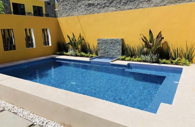Casa Bugambilias, 1 and a half blocks from the beach