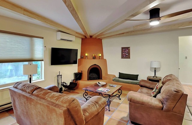 Casa Calabaza | Fenced Yard, Fire Pit