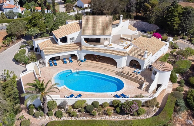Casa Canto dos Búzios, villa with private pool near the beaches