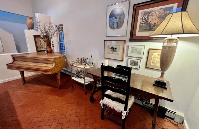 Casa de Carol - Charming 3-bedroom light-filled townhome in SE Santa Fe w/WiFi