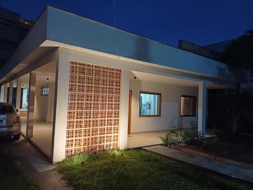Casa de praia em Itaúna, Saquarema, Pertinho do mar 150 m da areia com 3 quartos e ar condicionado