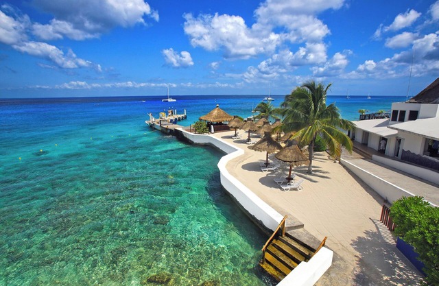 Casa del Mar Cozumel Hotel & Dive Resort with Beach Club access included
