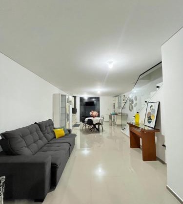 Casa geminada 500m da praia