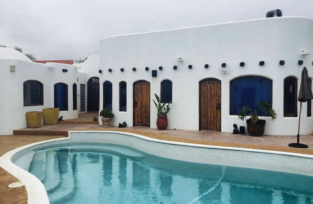 Casa Mil Flores- Pool - Ocean Front Jacuzzi - Exotic Beach Front Home -